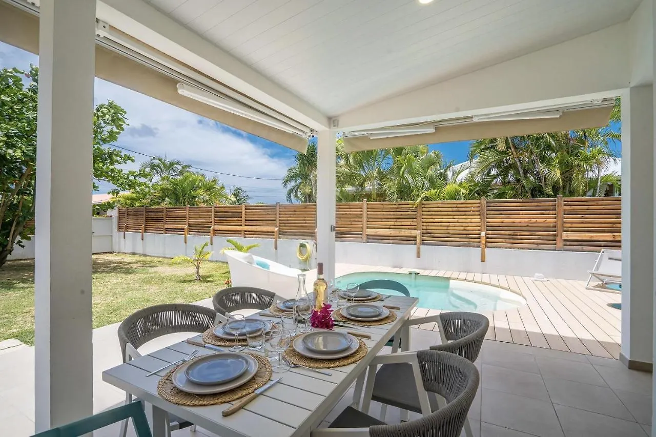 Belamandier Sainte-Luce 0*,  Martinique